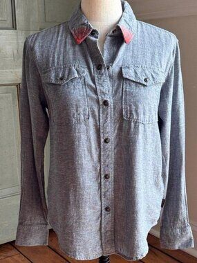 Patagonia Chambray Denim Button-Down Shirt Embroidered Collar | Women’s Medium |